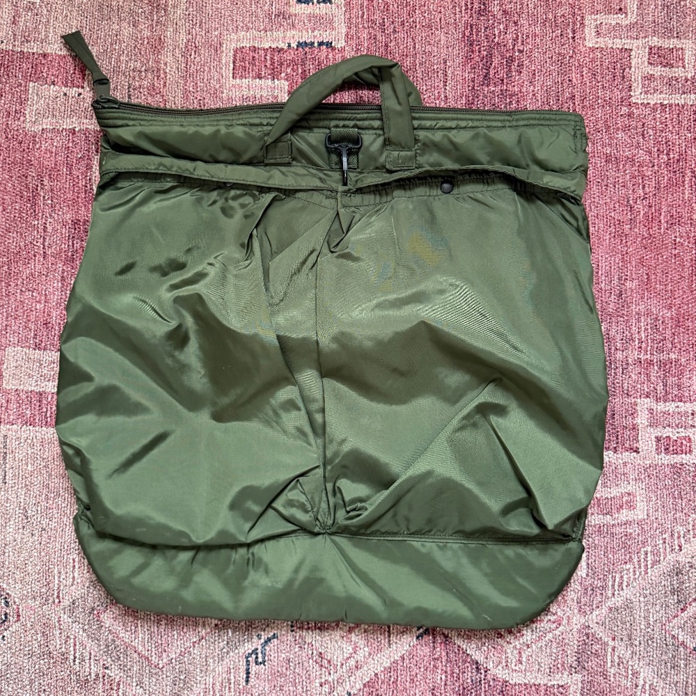 Olive Green Nylon US military flyer's helmet bag